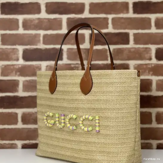 First bag ru MEDIUM GUCCI STRAW-EFFECT TOTE 0511